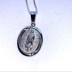 Sterling silver mother Merry pendant